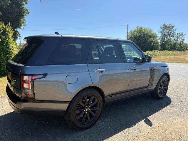 2014 Land Rover Range Rover 3.0 TDV6 Vogue SE 4dr Auto